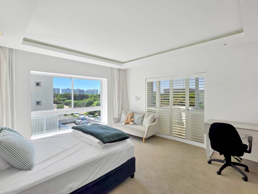 4 Bedroom Property for Sale in Mouille Point Western Cape